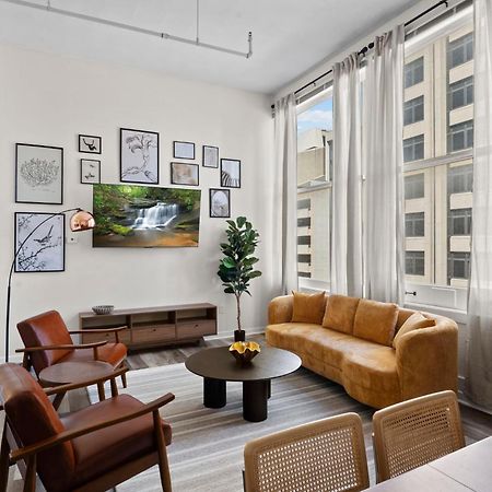 Indy Metro Stay - Sleeps 8 - Skywalk Access - Monument Circle Indianapolis Eksteriør bilde
