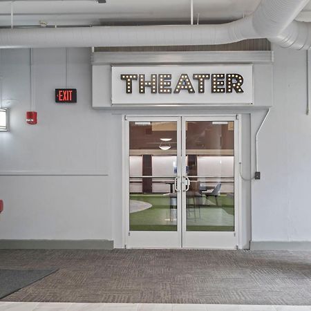Indy Metro Stay - Sleeps 8 - Skywalk Access - Monument Circle Indianapolis Eksteriør bilde