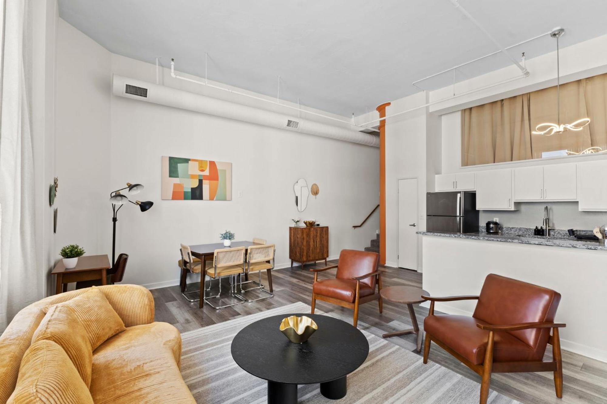 Indy Metro Stay - Sleeps 8 - Skywalk Access - Monument Circle Indianapolis Eksteriør bilde