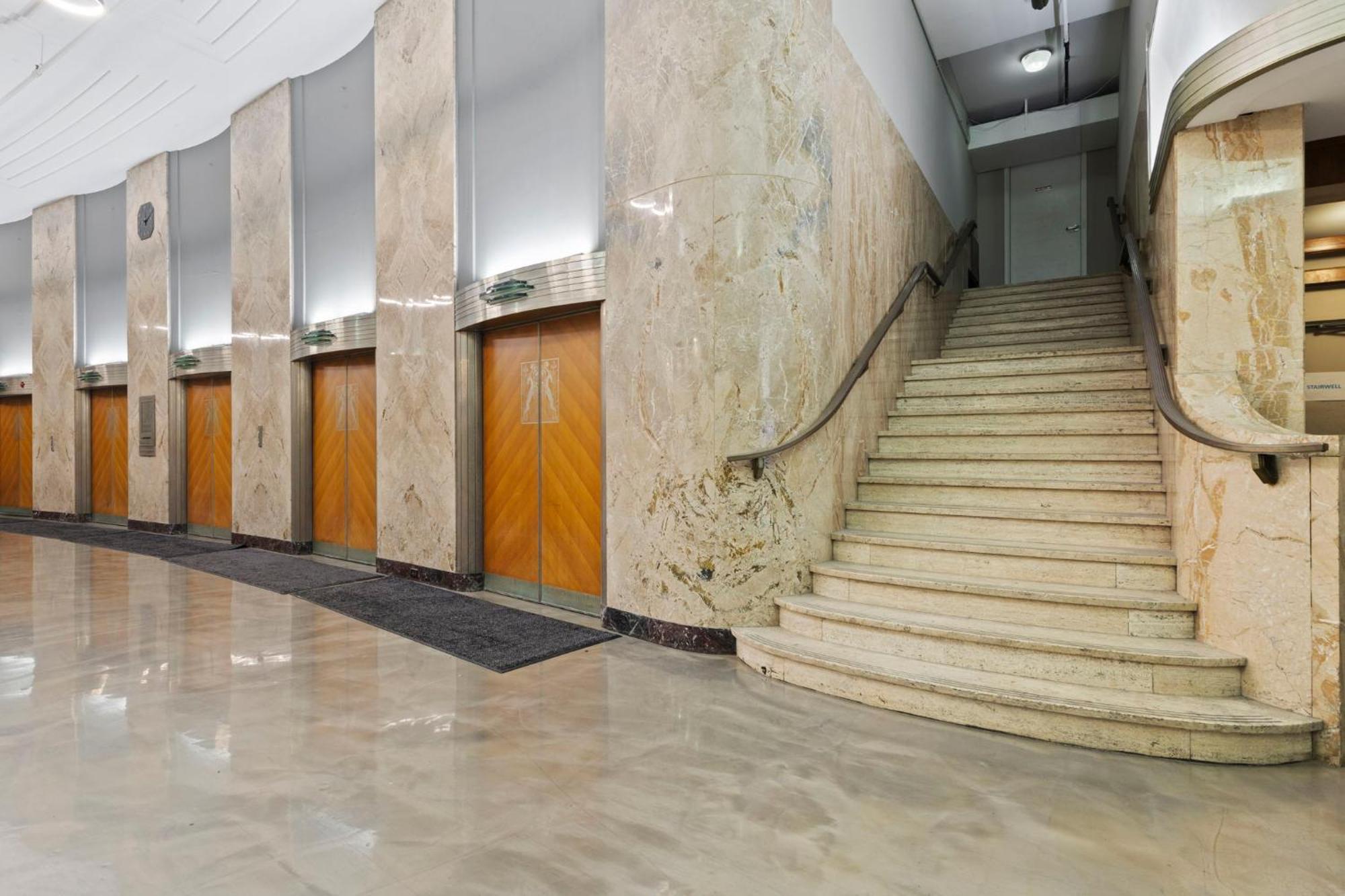 Indy Metro Stay - Sleeps 8 - Skywalk Access - Monument Circle Indianapolis Eksteriør bilde