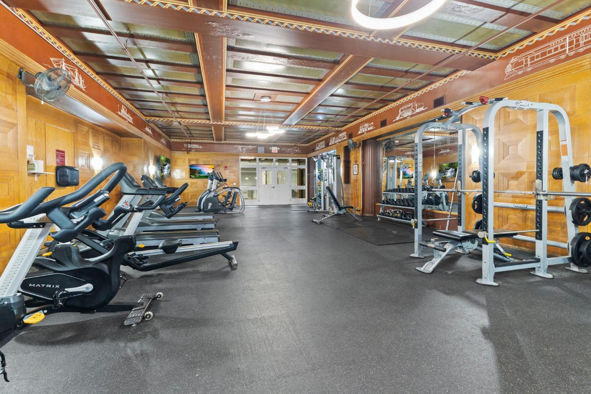 Indy Metro Stay - Sleeps 8 - Skywalk Access - Monument Circle Indianapolis Eksteriør bilde
