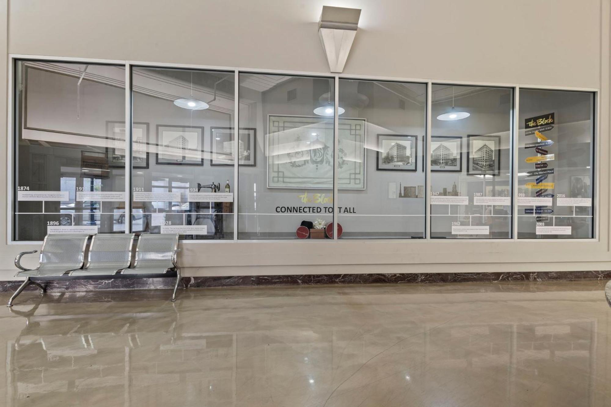 Indy Metro Stay - Sleeps 8 - Skywalk Access - Monument Circle Indianapolis Eksteriør bilde