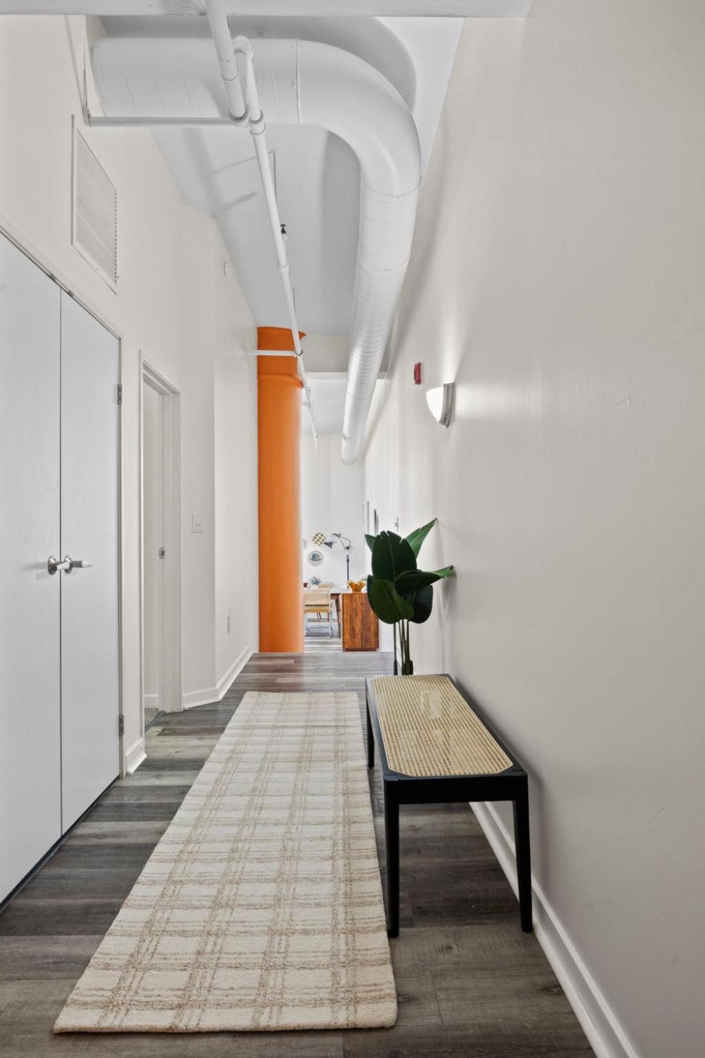 Indy Metro Stay - Sleeps 8 - Skywalk Access - Monument Circle Indianapolis Eksteriør bilde